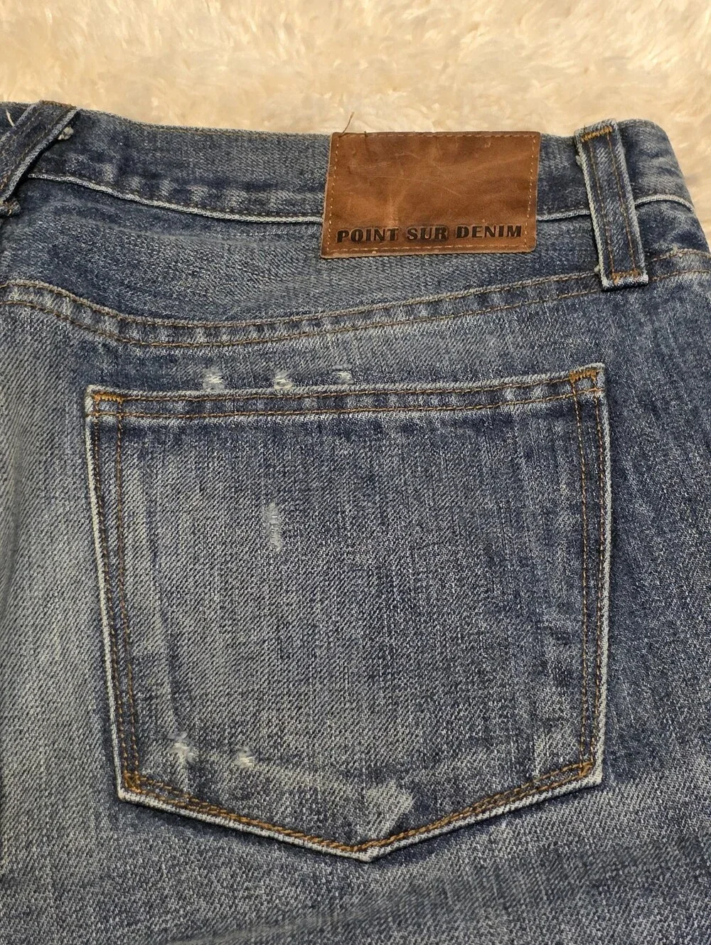 Pointe Sur Denim Women's Dark Wash Distressed Straight Crop Jeans Sz. 30x25 1/2